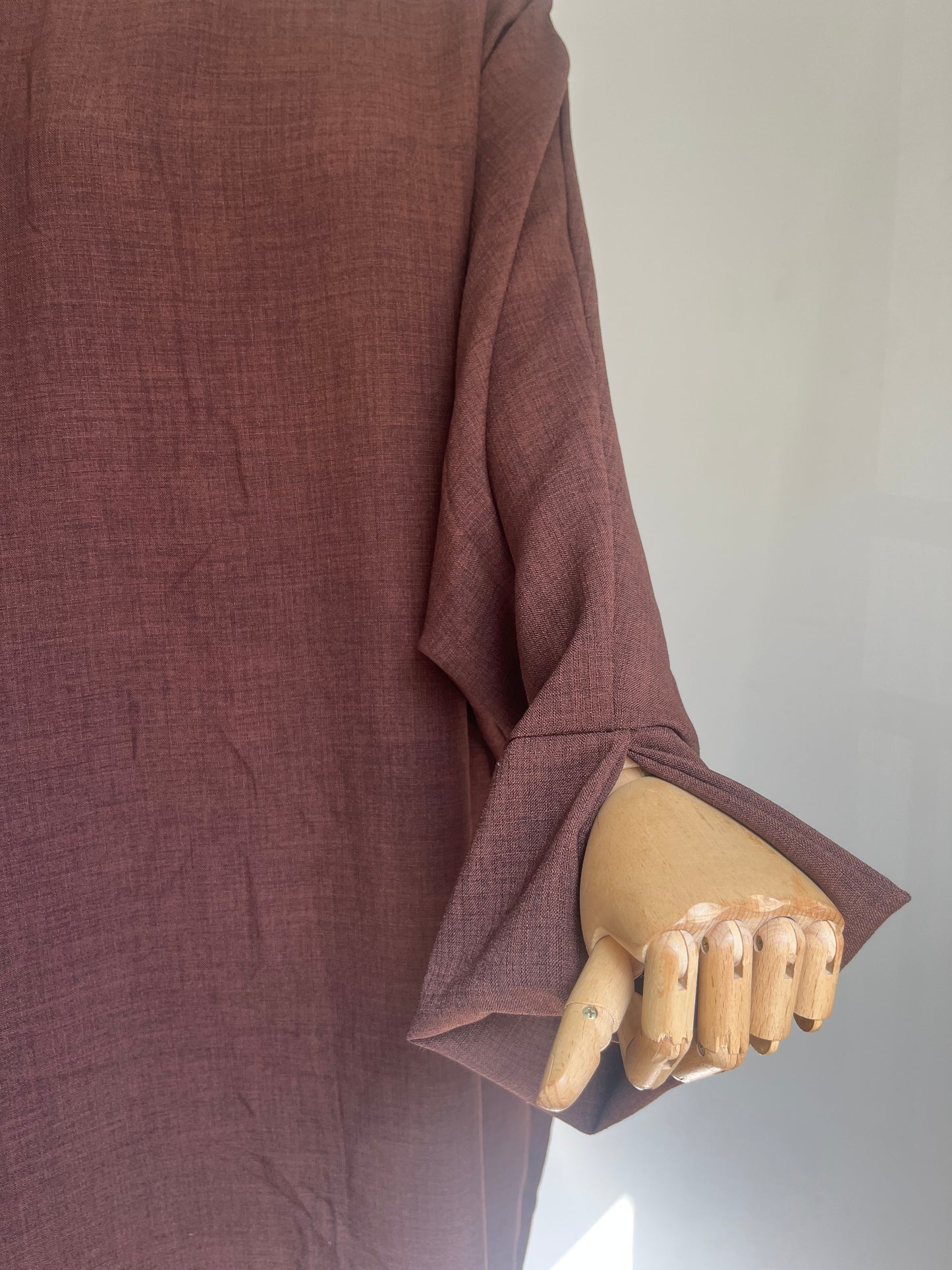Abaya Lin Marron