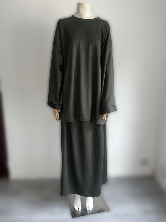 Ensemble Pull Jupe Kaki